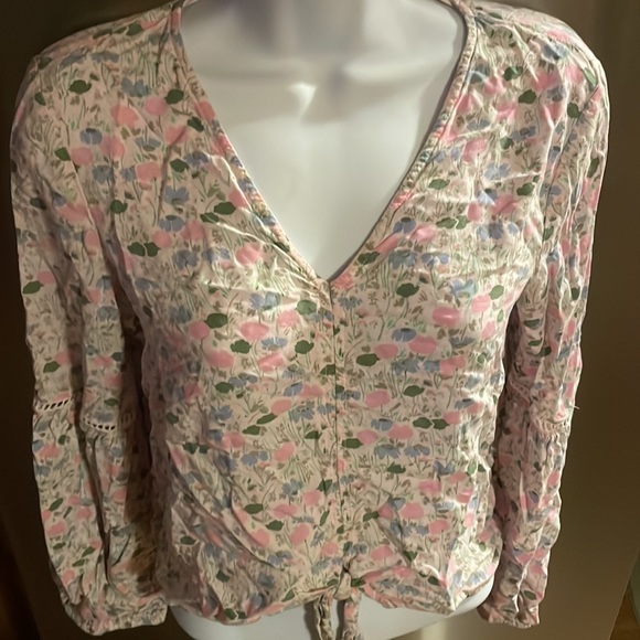 🚫SOLD🚫 LC Lauren Conrad Floral Long Sleeve Blouse - Picture 10 of 16